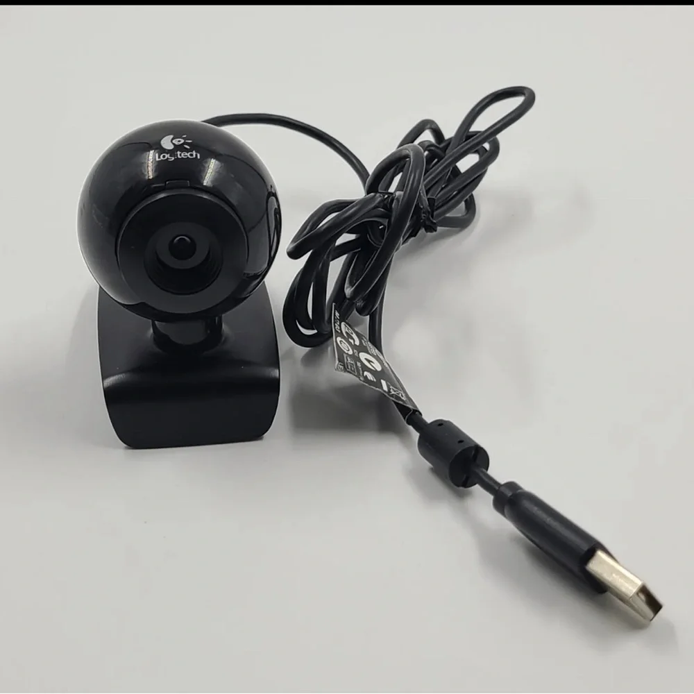 Logitech C120 V-U0012 USB Webcam Computer Laptop Camera Mount Used Tested
